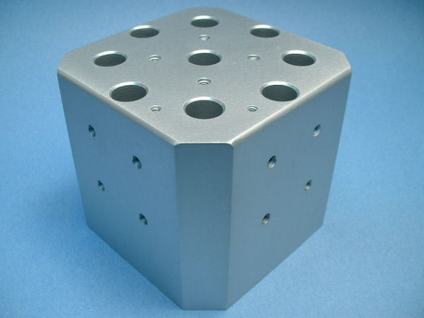 Test fixture mounting block